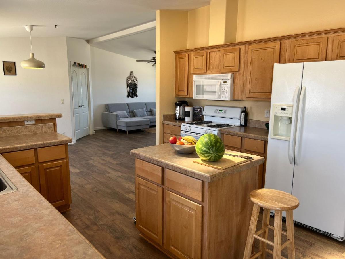 Bodhi House, Joshua Tree National Park Hostel ทเวนตีไนน์พาล์มส์ ภายนอก รูปภาพ