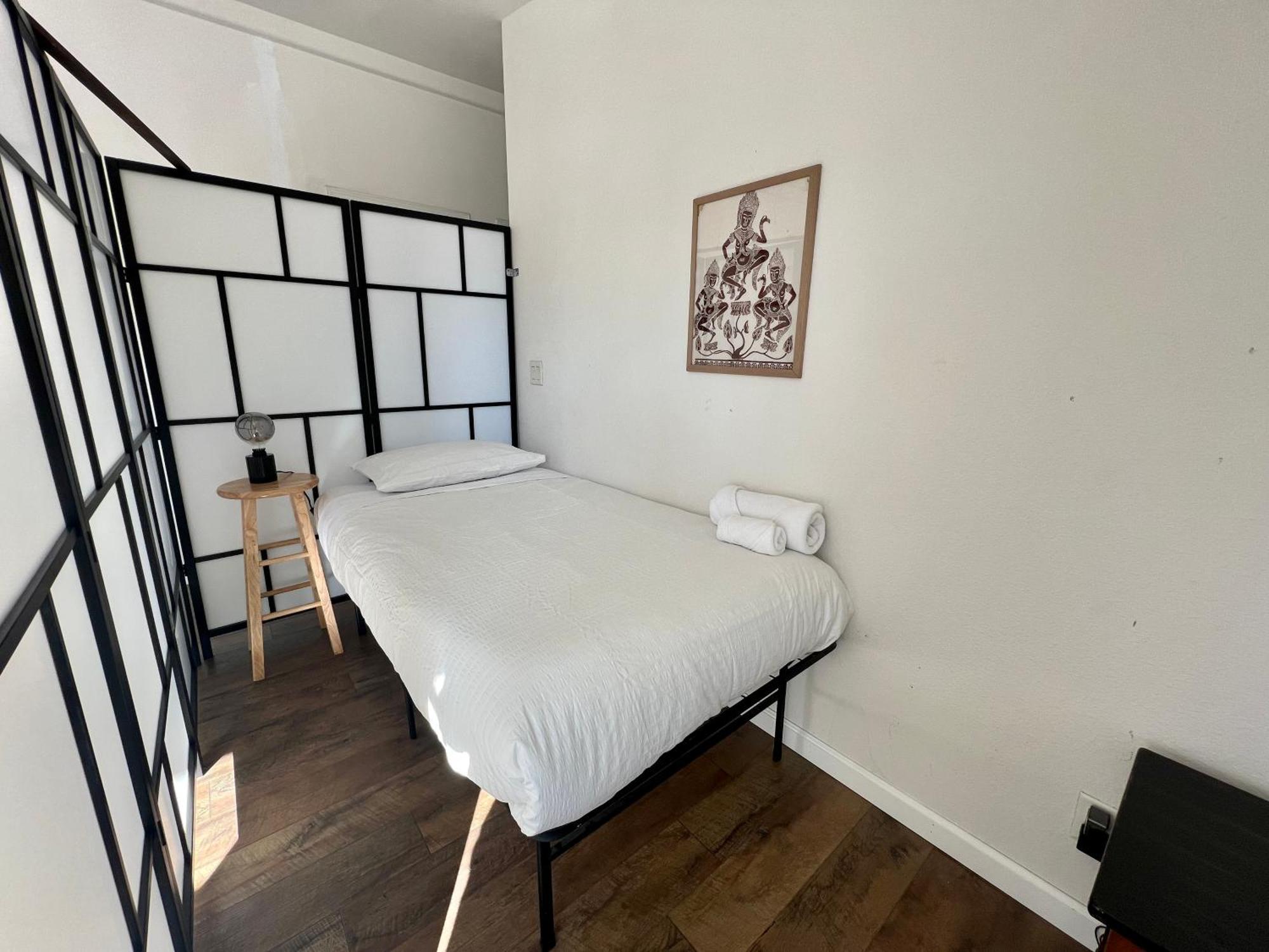 Bodhi House, Joshua Tree National Park Hostel ทเวนตีไนน์พาล์มส์ ภายนอก รูปภาพ