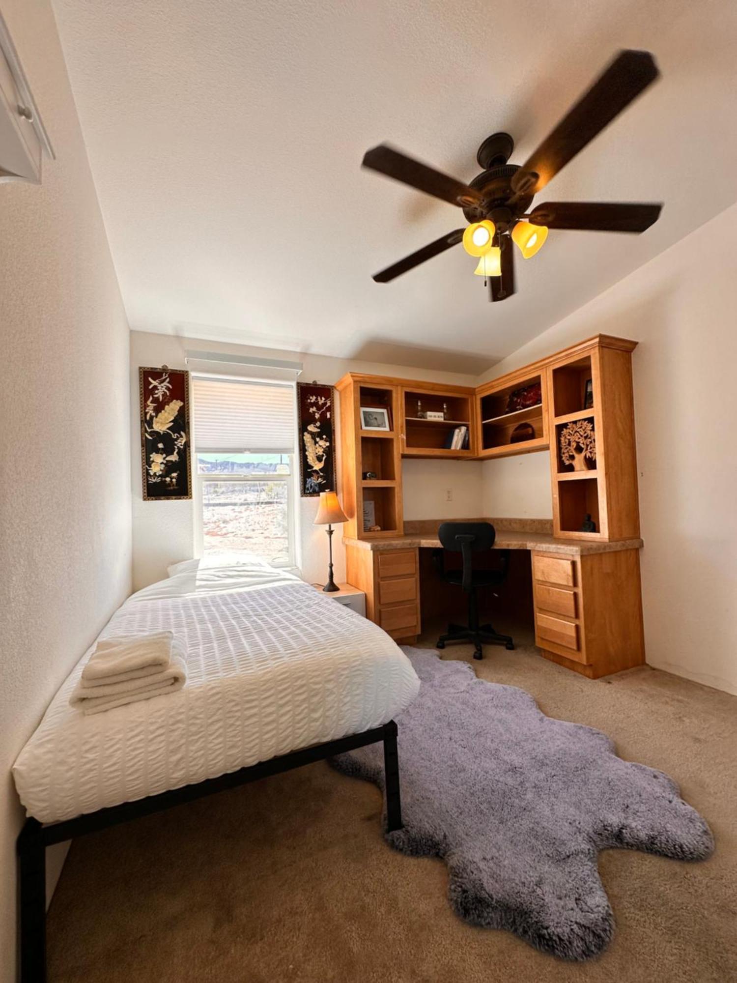 Bodhi House, Joshua Tree National Park Hostel ทเวนตีไนน์พาล์มส์ ภายนอก รูปภาพ