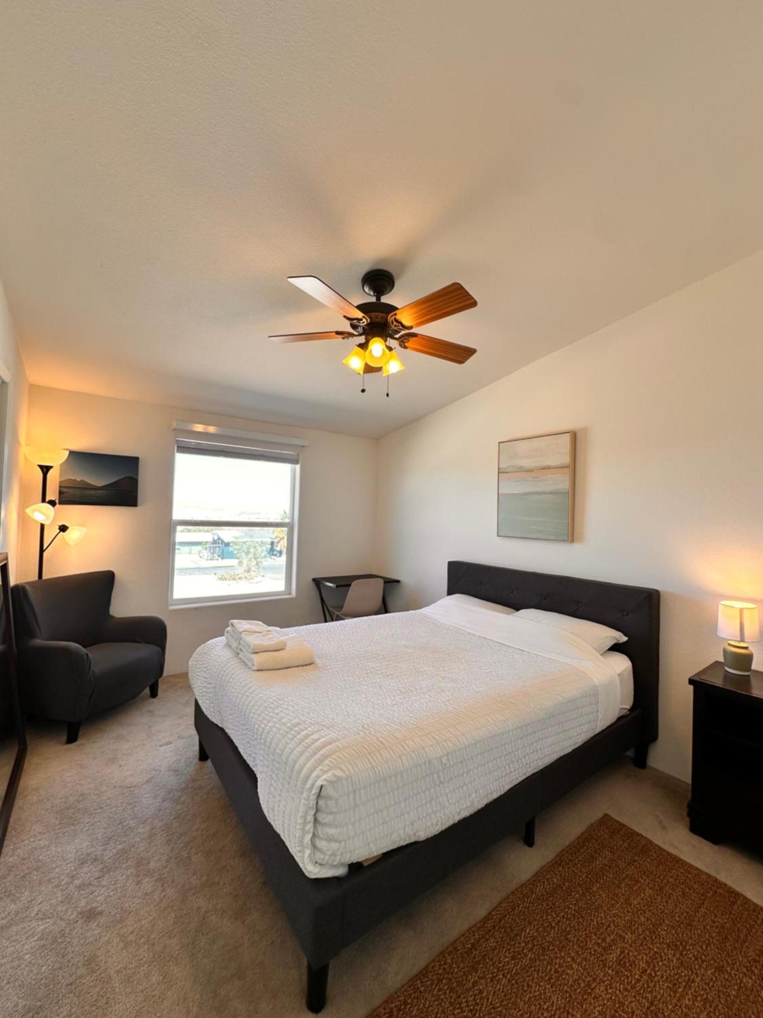 Bodhi House, Joshua Tree National Park Hostel ทเวนตีไนน์พาล์มส์ ภายนอก รูปภาพ