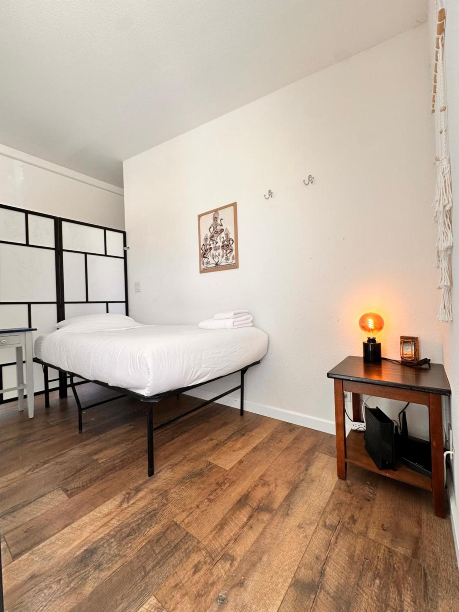 Bodhi House, Joshua Tree National Park Hostel ทเวนตีไนน์พาล์มส์ ภายนอก รูปภาพ