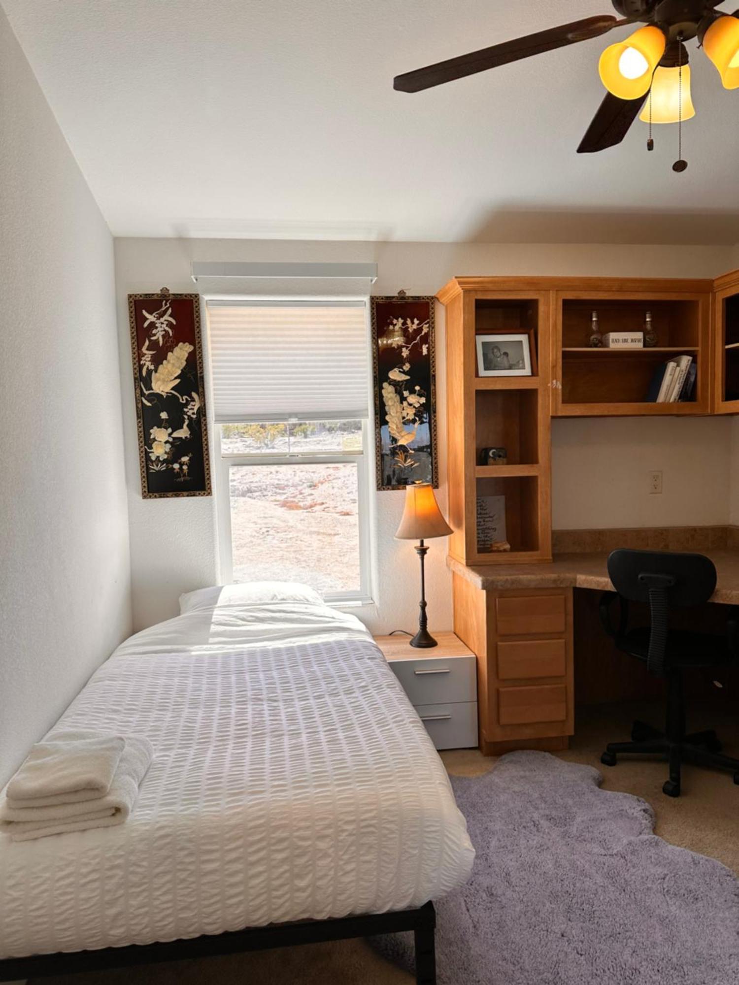 Bodhi House, Joshua Tree National Park Hostel ทเวนตีไนน์พาล์มส์ ภายนอก รูปภาพ