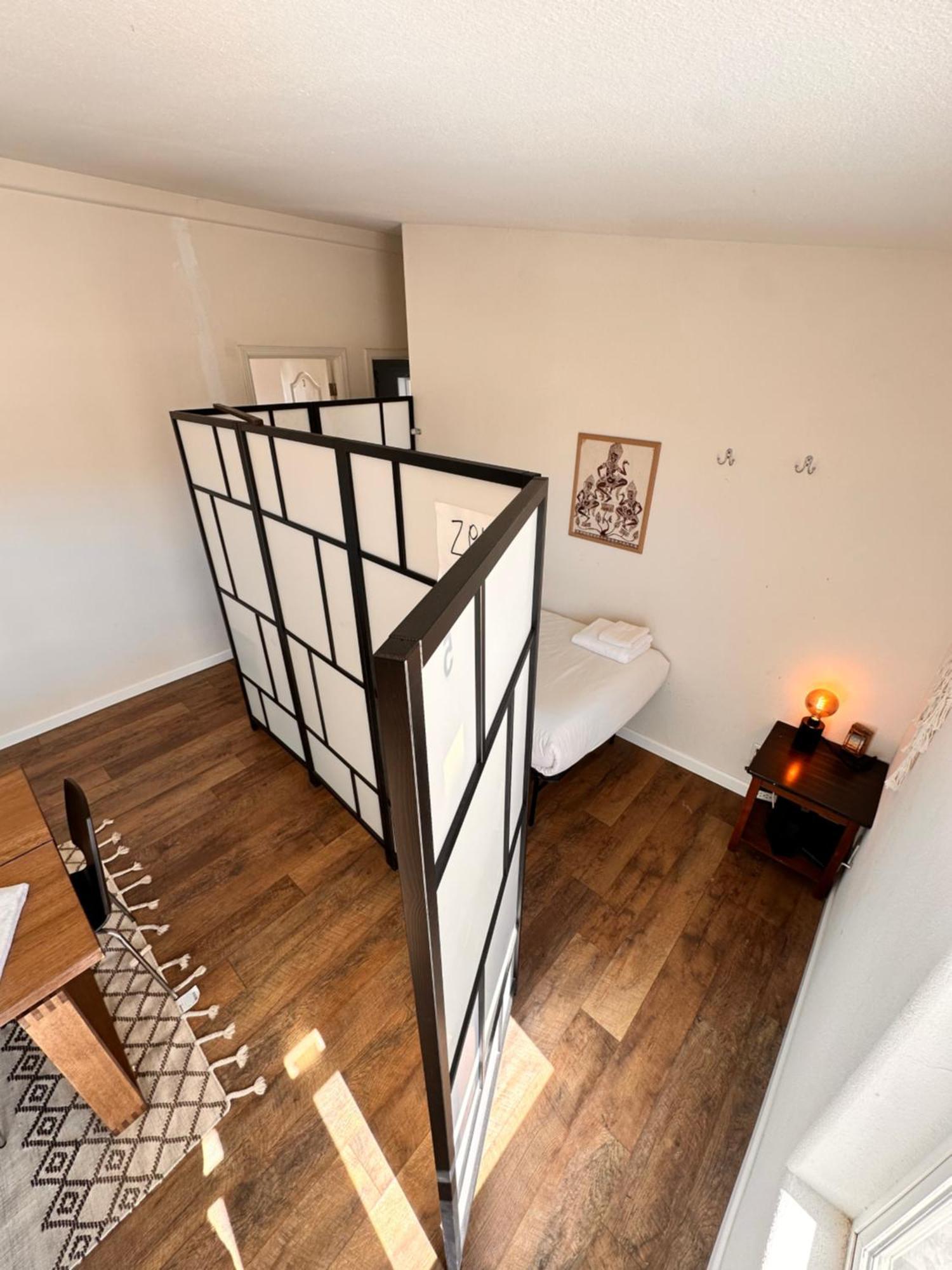 Bodhi House, Joshua Tree National Park Hostel ทเวนตีไนน์พาล์มส์ ภายนอก รูปภาพ
